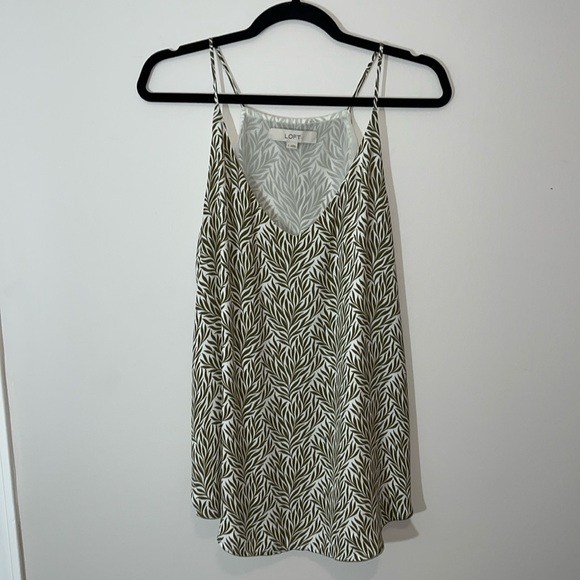 LOFT Tops - LOFT Tank Top polyester Lined Botanical Off-White Olive V-Neck